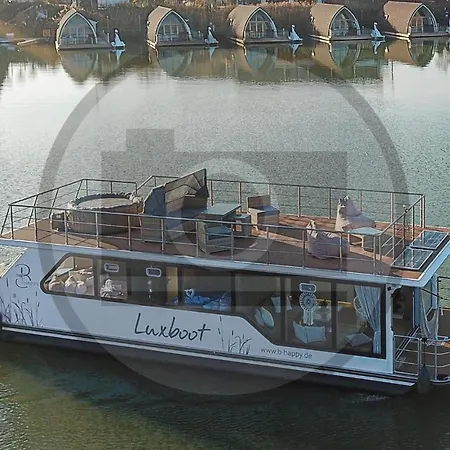 Nice Ship In Havelsee With House Sea View Kutzkow