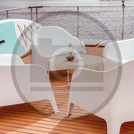Nice Ship In Havelsee With House Sea View Botel Kutzkow